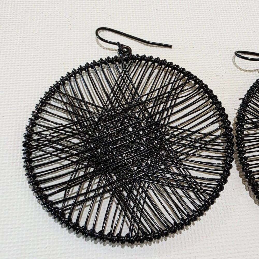 Black Round Woven Star Black Wire Dangle Hoop Pierced French Hook Earrings - Picture 6 of 9